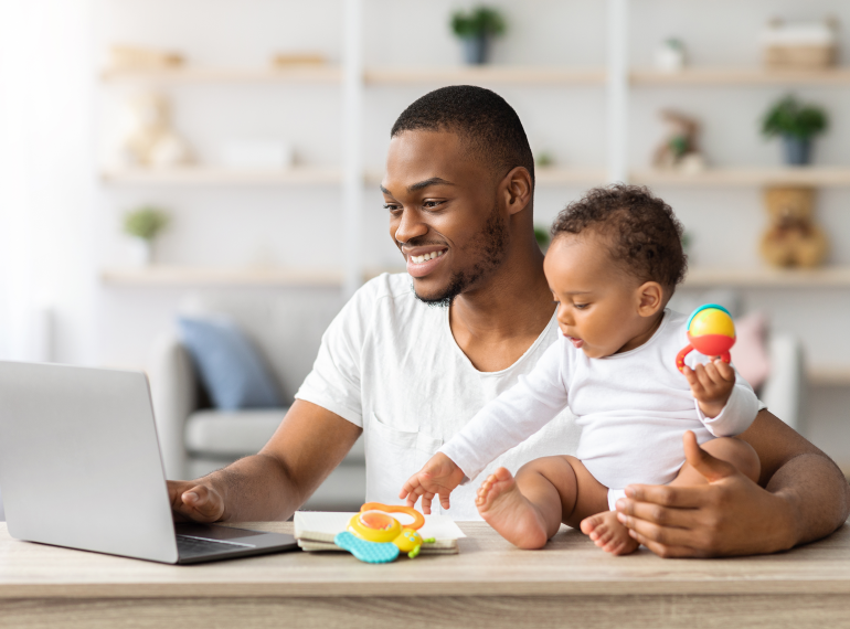 Licença paternidade deve ser ampliada pelo Congresso