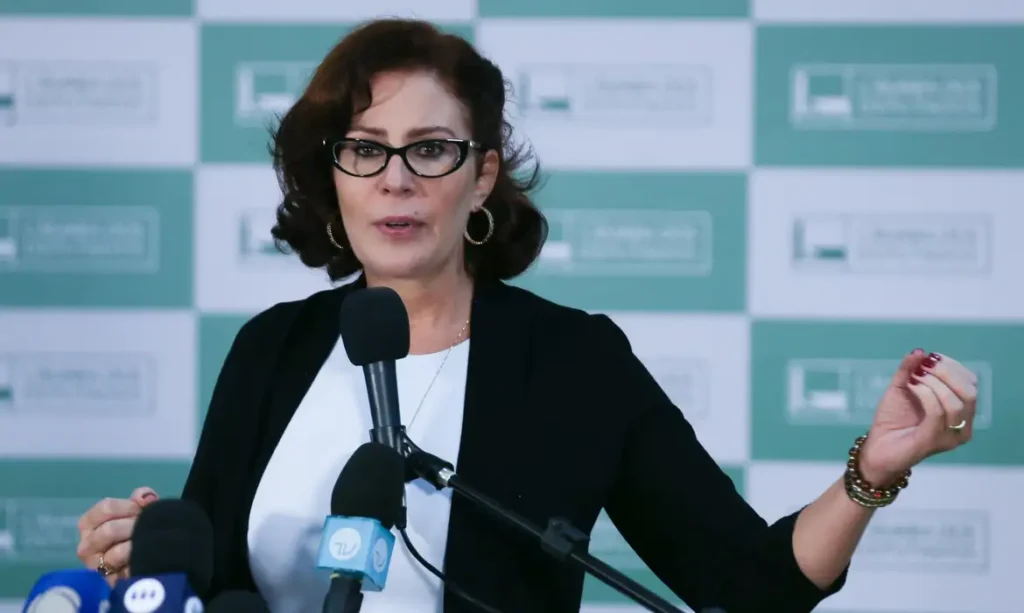 Carla Zambelli: condenação STF avança com novo julgamento