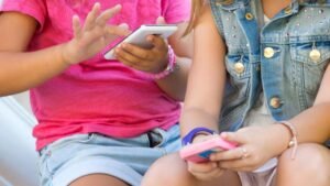 Senado aprova PL que protege crianças no ambiente digital