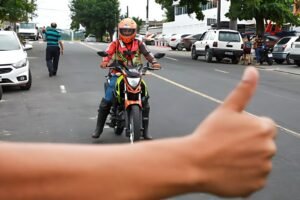 MP investiga falta de fiscalização de mototáxis ilegais em Manaus
