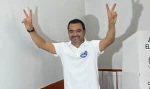 Governador do Tocantins é afastado por suspeita de desvios