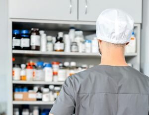 MP investiga falta de farmacêuticos em unidades de saúde da prefeitura