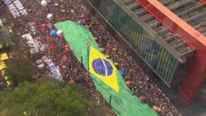 Manifestações contra a PEC da Blindagem expõe desgaste do Congresso com população